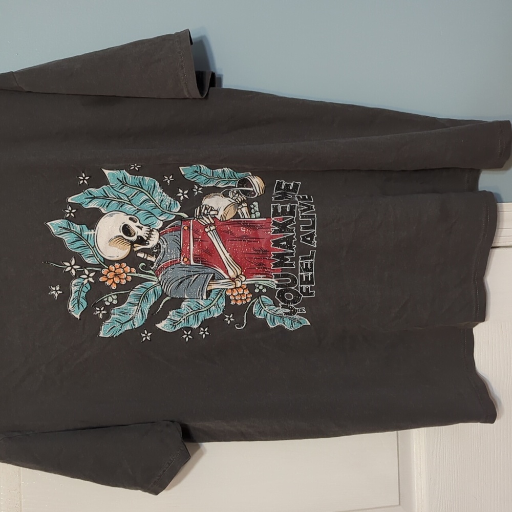 Comfort colors tee